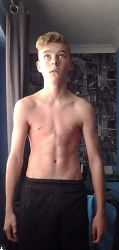 Homem magro antes do treino